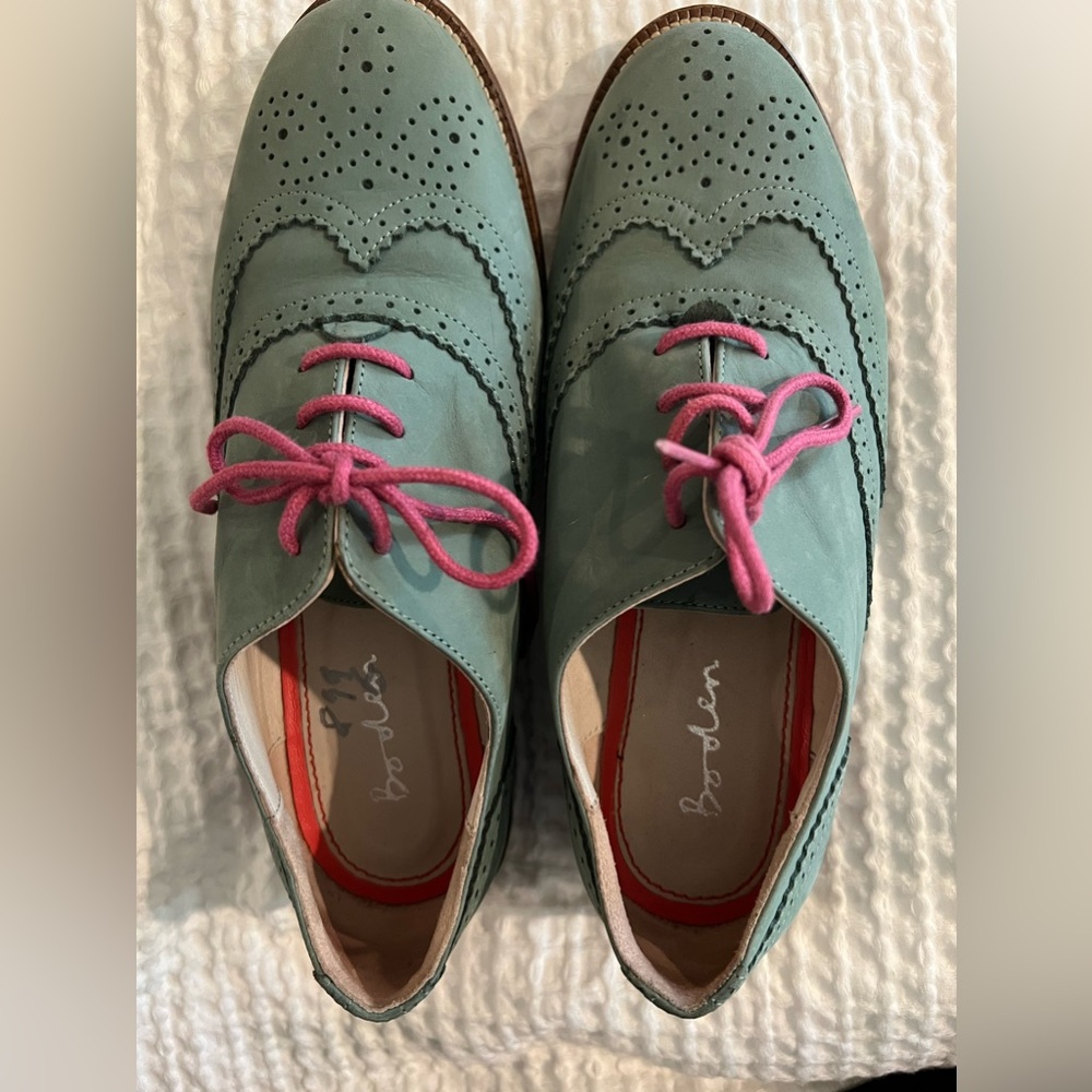 Boden suede oxfords. Size 36. Still plenty of life left!